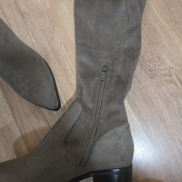 Marc Fisher Women's Brown YUNA Over-The-Knee Boots Size 5.5 A13 - Picture 15 of 16